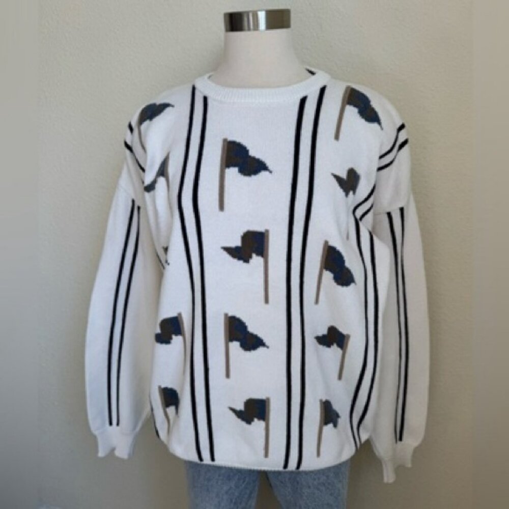 White Sweater With Abstract Pattern - image 1